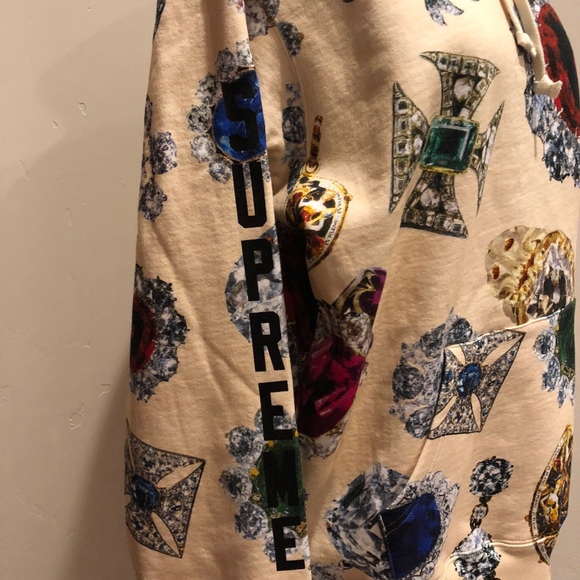 🎄Sold Out ‘Supreme Jewels Hooded Sweatshirt - Picture 4 of 8